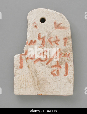 Mumie-Label mit demotischen Inschrift M.80.199.150 Stockfoto