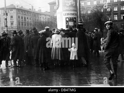 Veranstaltungen, Bierhalle Putsch 1923, Publikumsvorlesung 'Gegenerklärung' des Staatskommissars Gustav Ritter von Kahr, München, 9.11.1923, , Zusatzrechte-Clearences-nicht vorhanden Stockfoto