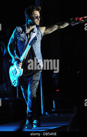 Jared Leto von 30 Seconds to Mars führt im Sunset Cove Amphitheater. Boca Raton, Florida - 24.04.11, Stockfoto