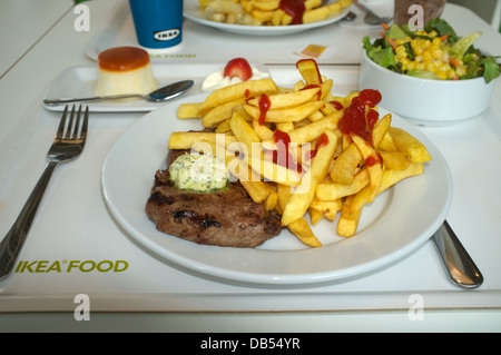 IKEA Steak & chips Stockfoto