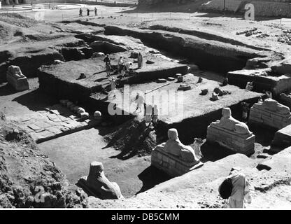 Geographie / Reisen, Ägypten, Luxor, Gebäude, Tempel, große Allee von Sphinxes, Ausgrabungen, um 1950er Jahre, Zusatz-Rechte-Clearences-nicht vorhanden Stockfoto