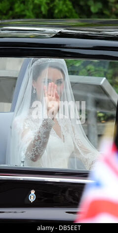 Catherine, Herzogin von Cambridge aka Kate Middleton Ankunft der Hochzeit von Prinz William und Catherine, Herzogin von Cambridge aka Kate Middleton - Westminster Abbey London, England - 29.04.11 Stockfoto