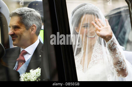 Catherine Middleton verlässt das Goring Hotel die Hochzeit von Prinz William und Catherine Middleton - The Goring Hotel in London, England - 29.04.11 Stockfoto