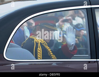 Prinz Harry die Hochzeit von Prinz William und Catherine Middleton - verlassen Horse Guard Parade und Richtung Westminster Abbey London, England - 29.04.11 Stockfoto