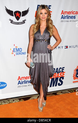 Amber Lancaster 18. jährliche Race To Erase MS statt im Hyatt Regency Century Plaza - Ankünfte Los Angeles, Kalifornien - 29.04.11 Stockfoto