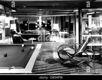 Film, 'Murder Party' (Das Moerderspiel), Deu/Fra 1961, Regie: Helmut Ashley, Drehort, Drittanbietern - Permissions-Neccessary Stockfoto