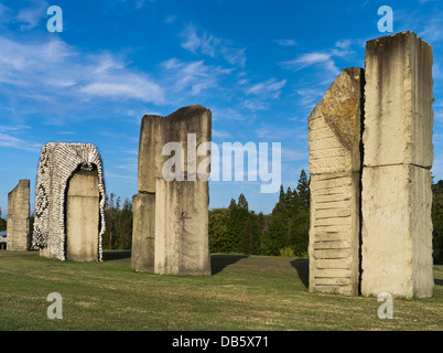 dh Hamilton Gardens HAMILTON Neuseeland Maori Erbe Skulpturen am Eingang zum Garten Bildhauer Chris Booth Stockfoto