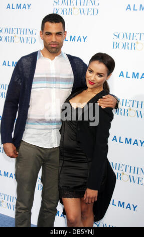 Kat Graham Los Angeles Premiere von "Etwas geborgt" statt, bei der Graumans Chinese Theatre Los Angeles, Kalifornien - 03.05.11 Stockfoto