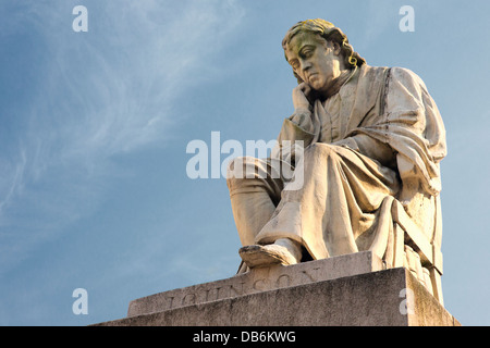 Dr. Samuel Johnson Statue, Marktplatz, Lichfield, England, Vereinigtes Königreich Stockfoto