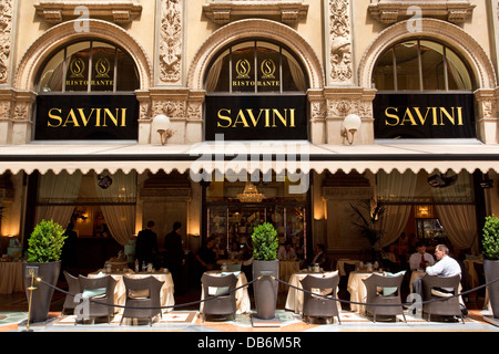 Savini Café, Restaurant in der Galleria Vittorio Emanuele 11 in Mailand. Stockfoto