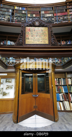 Liverpool Picton Bibliothek, Drehtür, Merseyside, North West England, Großbritannien Stockfoto