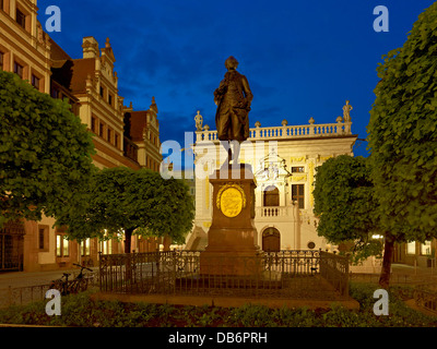 Goethe-Denkmal vor dem alte Börse am Naschmarkt Platz in Leipzig, Sachsen, Deutschland Stockfoto