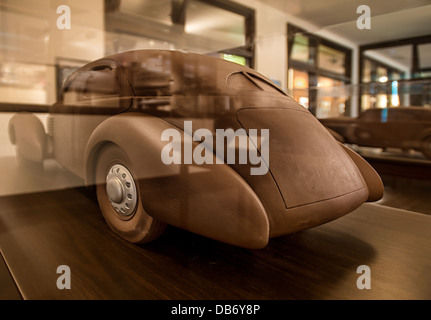 Redaktionellen Stil Bild ein 1937 Cord-Ton-Design Studium an der Auburn Automobile Büros Stockfoto