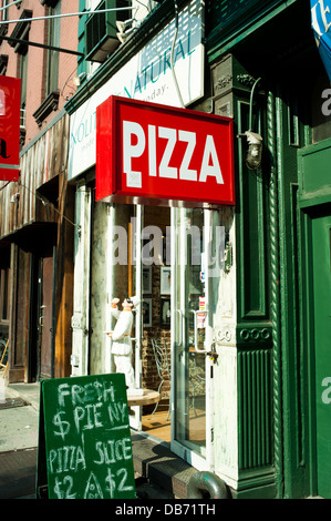 Melden Sie sich für Pizza Restaurant in Little Italy, New York City Stockfoto