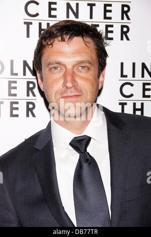 Raul Esparza Opening Night after-Party für Lincoln Center Theater-Produktion von "Frau A Minister" Josephina Restaurant statt. New York City, USA - 08.05.11 Stockfoto