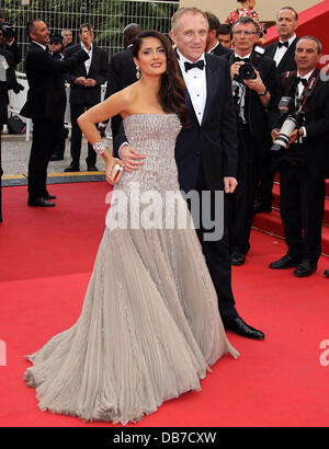 Salma Hayek und Francois Henri Pinault Cannes International Film Festival 2011 - Tag 1 - Midnight In Paris - Premiere Ankünfte Cannes, Frankreich - 11.05.11 Stockfoto