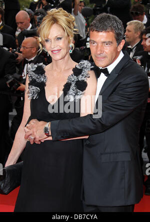 Melanie Griffith und Antonio Banderas Cannes International Film Festival 2011 - Tag 1 - Midnight In Paris - Premiere Ankünfte Cannes, Frankreich - 11.05.11 Stockfoto