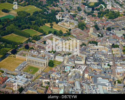 Cambridge, der großen Universität Englands, aus der Luft, South East England UK zeigt Kings College links Stockfoto