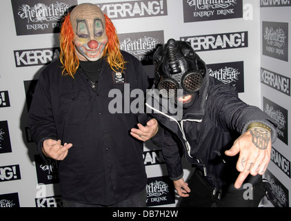 Clown und Sid von Slipknot kommen für den Kerrang! Preise 2013, London, Donnerstag, Juni. 13, 2013. Stockfoto