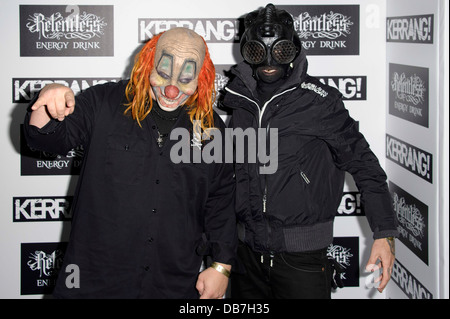 Clown und Sid von Slipknot kommen für den Kerrang! Preise 2013, London, Donnerstag, Juni. 13, 2013. Stockfoto