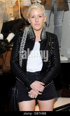 Ellie Goulding Burberry Party statt im Burberry Brit Store, 41-42 King Street in London London, England - 12.05.11 Stockfoto