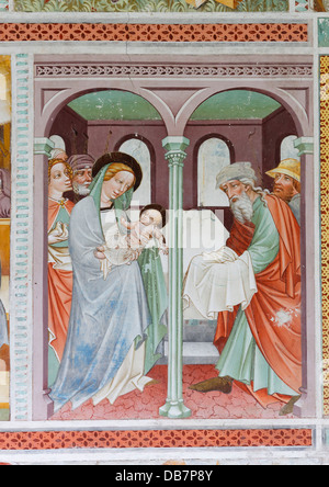 Darstellung Jesu im Tempel, Fresko von Thomas von Villach, um 1470, St.-Georgs Kirche Stockfoto