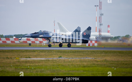 Flugzeuge im Jahr 2013 RIAT Royal International Air Tattoo in Fairford anzeigen Stockfoto