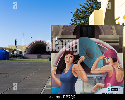 dh Marine Parade NAPIER NEUSEELAND Art Deco Malerei und Sound Shell Bühne Stockfoto