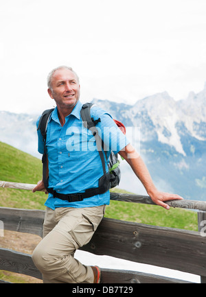 Wanderer auf der Gundhuette alpine Kabine Stockfoto