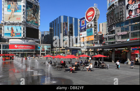 Kanada, Ontario, Toronto, Dundas Square, Stockfoto