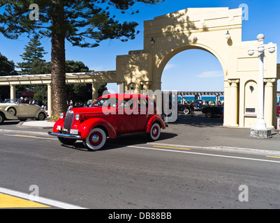 dh Marine Parade NAPIER FESTIVAL NEW ZEALAND NZ Klassischer Jahrgang Auto Art Deco am Wochenende Autos Stockfoto