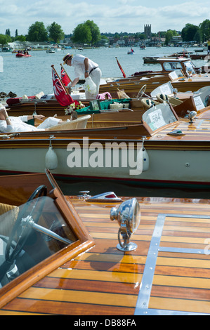 Thames 35. traditionelles Boot Rally, Henley, England Juli 2013.Traditional Holzboote auf der Themse. Stockfoto