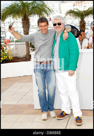 Pedro Almodóvar und Antonio Banderas Cannes International Film Festival 2011 - Tag 9 - die Haut, ich wohne In - Fototermin Cannes, Frankreich - 19.05.11 Stockfoto