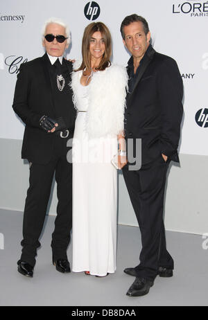 Karl Lagerfeld, Carine Roitfeld, Kenneth Cole Cannes International Film Festival 2011-9. Tag - AmfAR Kino gegen AIDS Gala - Ankünfte Cap d ' Antibes, Frankreich - 19.05.11 Stockfoto