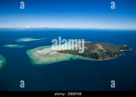 Luftaufnahme von Hayman Island - eine private Insel bekannt für seine Luxus-Resort. Whitsunday Islands, Queensland, Australien Stockfoto