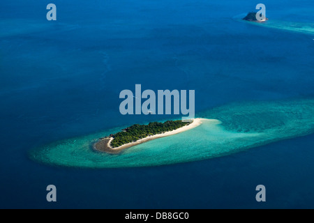 Luftaufnahme des Black Island - Teil des Arbeitskreises Hayman Island. Whitsunday Islands, Whitsundays, Queensland, Australien Stockfoto