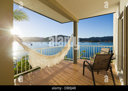 Die Coral Sea Resort am Wasser mit Meerblick. Airlie Beach, Whitsundays, Queensland, Australien Stockfoto