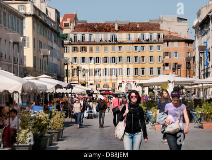 Kurs Honore dÉstienne d Órves Marseille in der Nähe von Old Vieux Port Frankreich Stockfoto