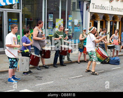 Guarana-Straße Trommler in Bolt Street Liverpool UK Stockfoto