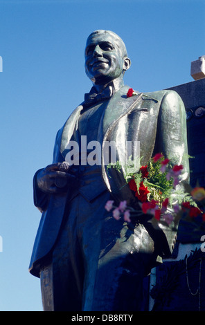 Carlos Gardel Statue im Grab, La Chacarita Friedhof. Buenos Aires. Argentinien. Süd-Amerika. Stockfoto