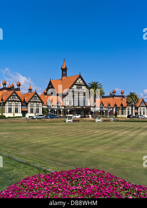 dh Regierung Gärten ROTORUA Neuseeland Paepaekumana öffentlichen Park und Bath House Museum tudor-Stil Altbau Stockfoto