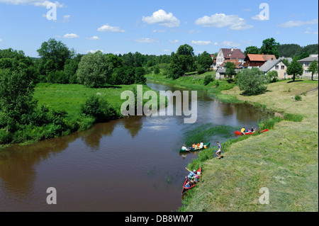 Kanufahrt am Fluss Abava in Sabile, Deutschland, Europa Stockfoto