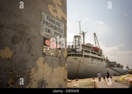 Die M/V Abu Loujaine angedockt im GBX-Gowanus Bay Terminal in der Nähe von Red Hook in New York Stockfoto