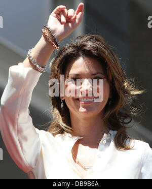 Sängerin Shania Twain ist mit dem 2442nd Stern auf dem Hollywood Walk Of Fame geehrt. Hollywood, Kalifornien - 02.06.11 Stockfoto