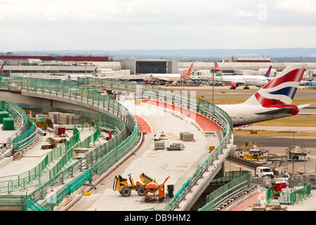 Ausbau Arbeiten am Terminal 2 am Flughafen Heathrow, London, UK. Stockfoto