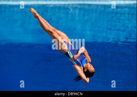 Barcelona, Spanien. 26. Juli 2013. Cheong-Jun Hoong von Malaysia (MAS) in Aktion während der Damen 3m Sprungbrett Tauchen-Vorrunde am 7. Tag des die 2013 FINA Weltmeisterschaften in die Piscina Municipal de Montjuic. Bildnachweis: Aktion Plus Sport/Alamy Live-Nachrichten Stockfoto