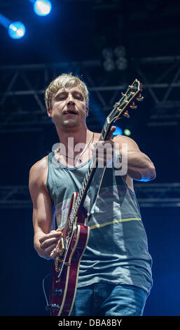 Musik Festival Benatska Noc in Liberec, Tschechische Republik am 26. Juli 2013. Sänger Samu Haber von der Band Sunrise Avenue. (CTK Foto/Radek Petrasek) Bildnachweis: CTK/Alamy Live-Nachrichten Stockfoto