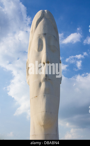 Traum, eine 20m hohe Skulptur in Bold Waldpark, Sutton Manor Zeche, St Helens, Merseyside, England. Stockfoto