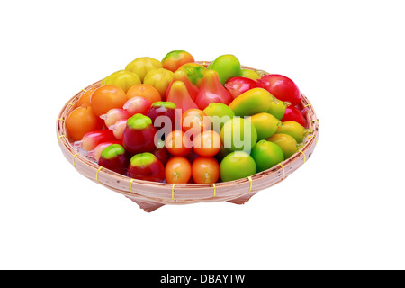 Schauen ist Choup thai süß, löschbar Nachahmung Früchte, isoliert auf weiss mit Beschneidungspfad. Stockfoto