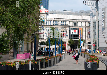 Exchange Square mit Prinworks Gebäude im Hintergrund, Manchester, UK Stockfoto